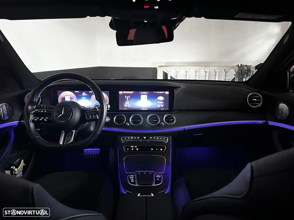 Mercedes-Benz E 300 de AMG Line - 3
