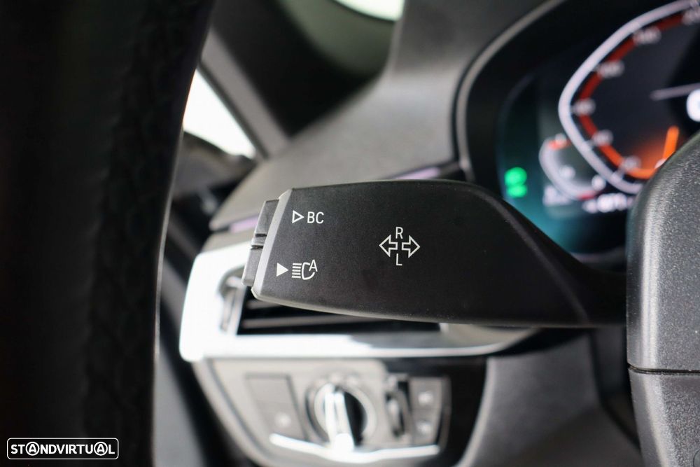 BMW 520 d Pack Desportivo M Auto - 17