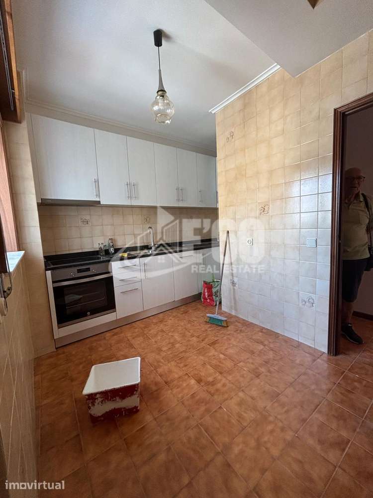 APARTAMENTO T2 PARA ARRENDAMENTO ESPINHO - Grande imagem: 2/9