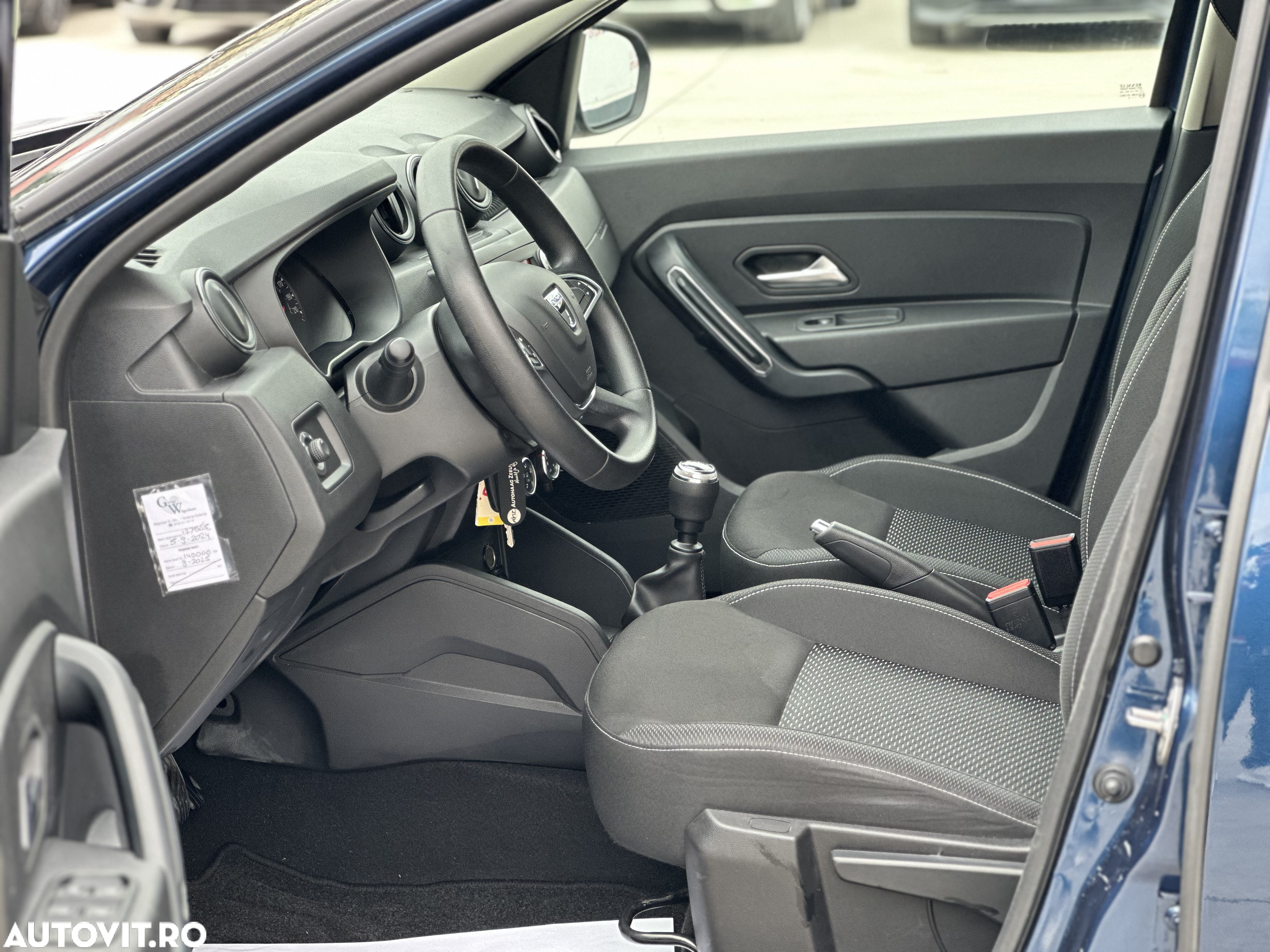 Dacia Duster TCe 125 4x2 Celebration - 4