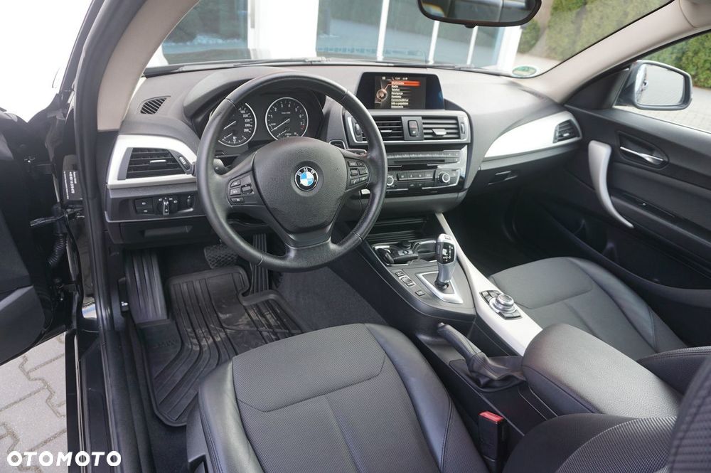 BMW Seria 2 218i Sport Line - 5