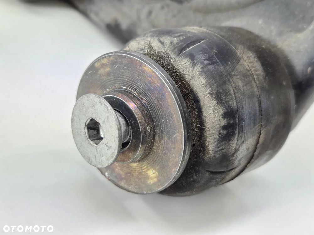 BMW C1 WAHACZ MOCOWANIE SILNIKA - 5