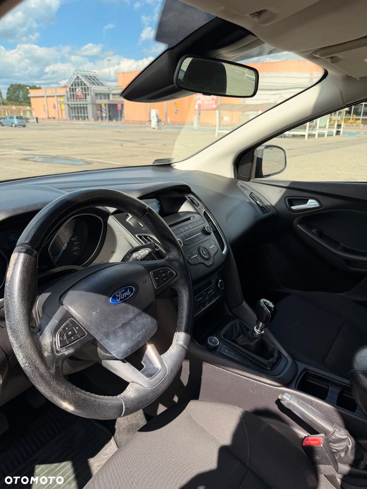 Ford Focus 1.0 EcoBoost Trend - 12