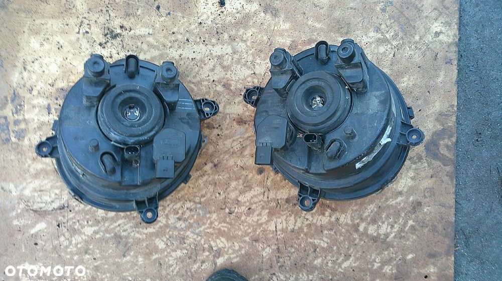 JEEP COMPASS I LAMPA PRZEDNIA  PRAWA - 2