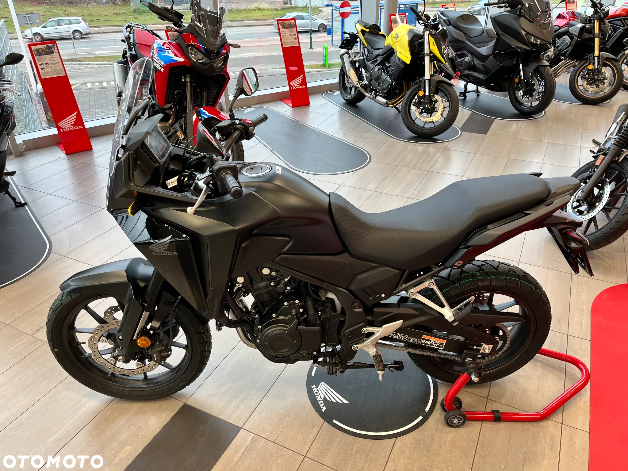 Honda CB - 8