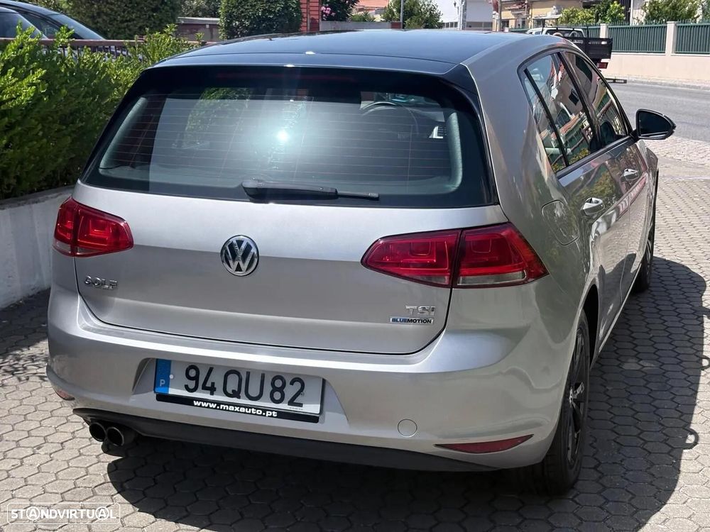 VW Golf 1.0 TSI Trendline - 19