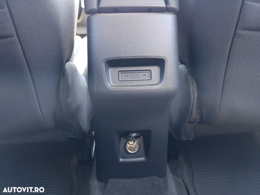 Citroën C3 AIRCROSS 1.2 Hybrid 145 eDCT6 MAX - 25