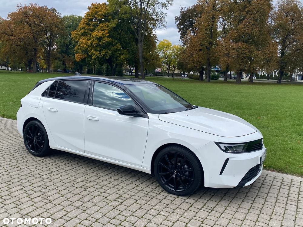 Opel Astra 1.2 Turbo Business Edition - 19