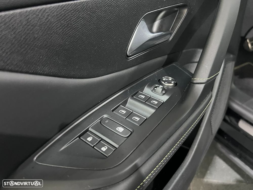 Peugeot 408 PureTech 130 EAT8 GT - 10