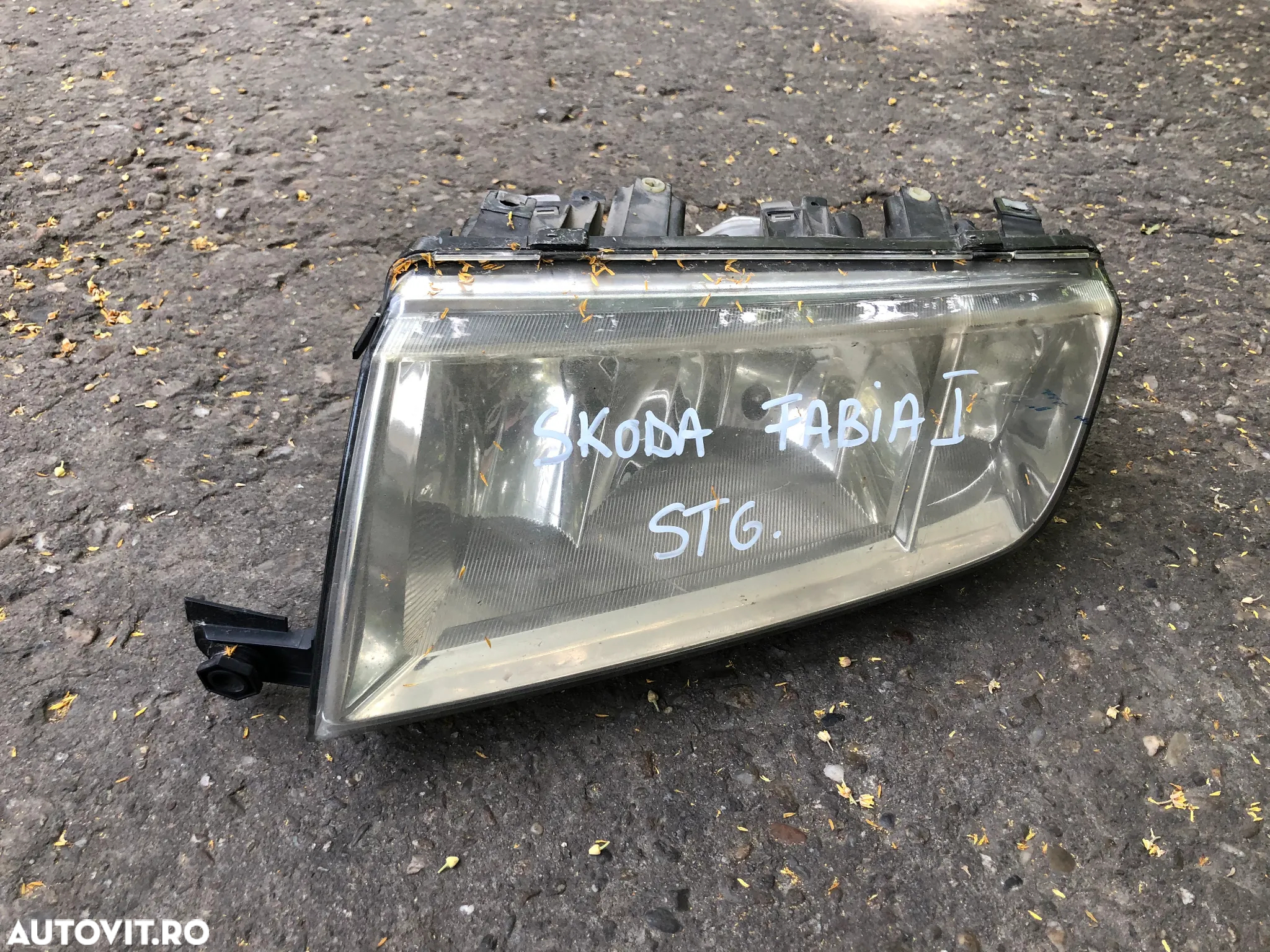Far stanga/far dreapta Skoda Fabia 1 halogen - 3