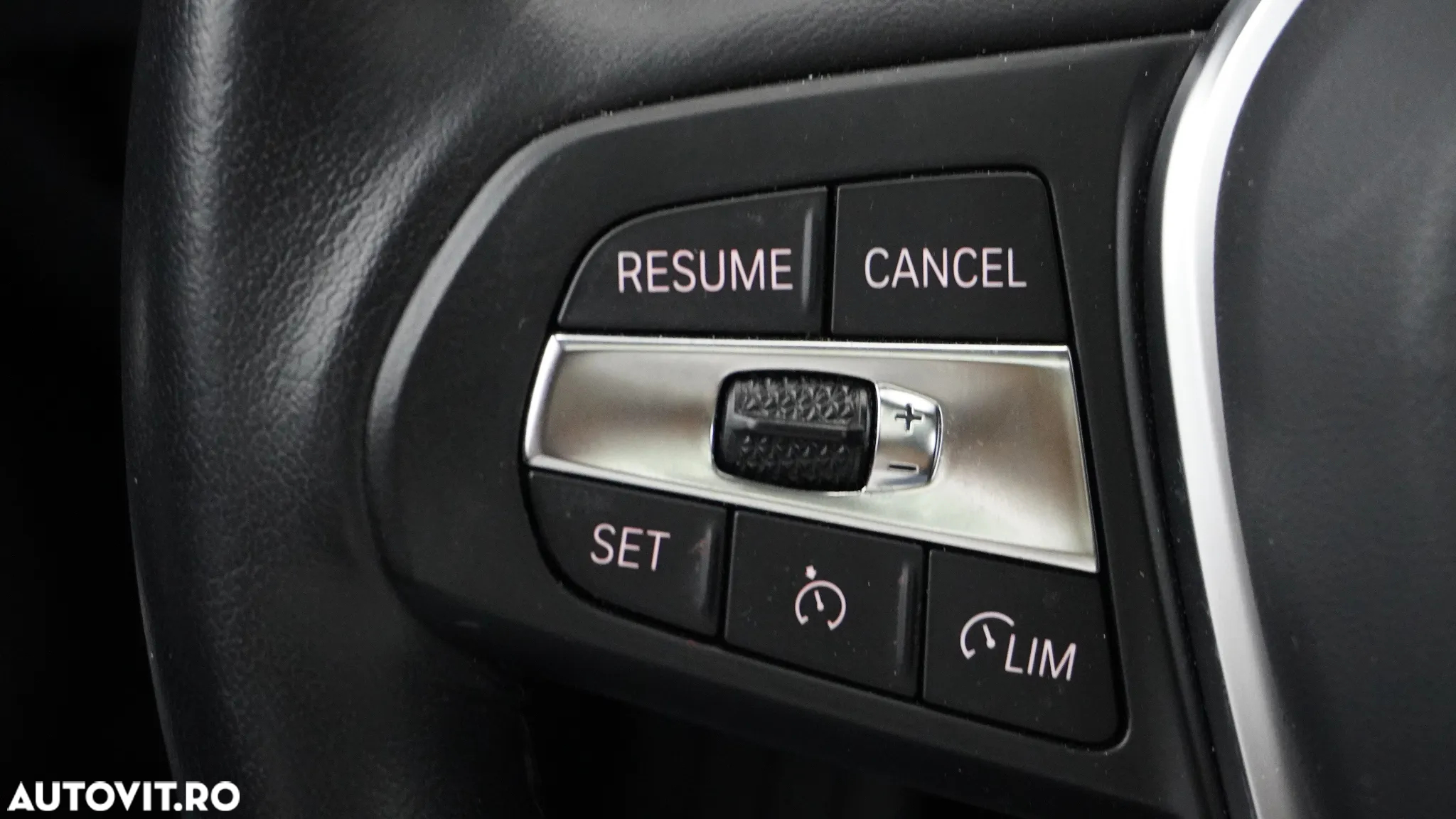 BMW Seria 3 320e Touring Aut. - 19