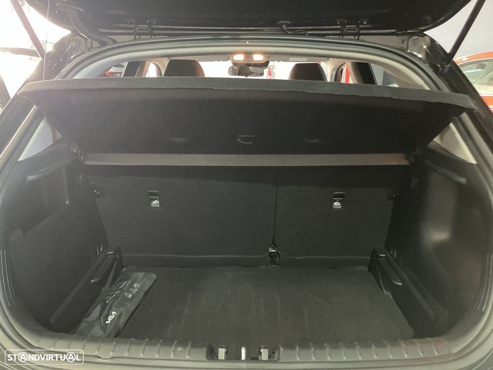 Kia Stonic - 12