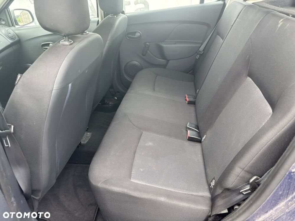 Dacia Sandero 1.2 16V 75 Essentiel - 11