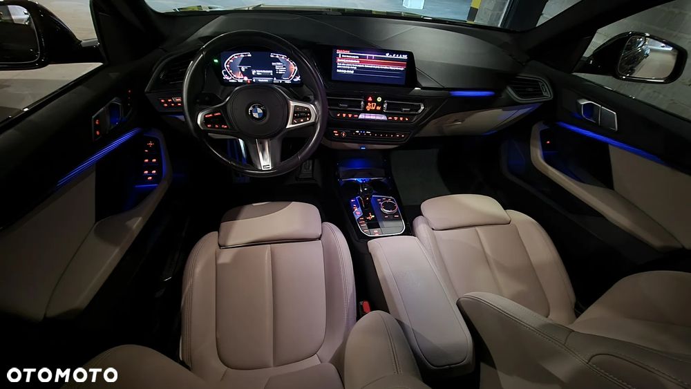 BMW Seria 2 218i M Sport - 33
