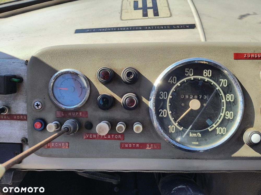 Mercedes-Benz 407 - 17