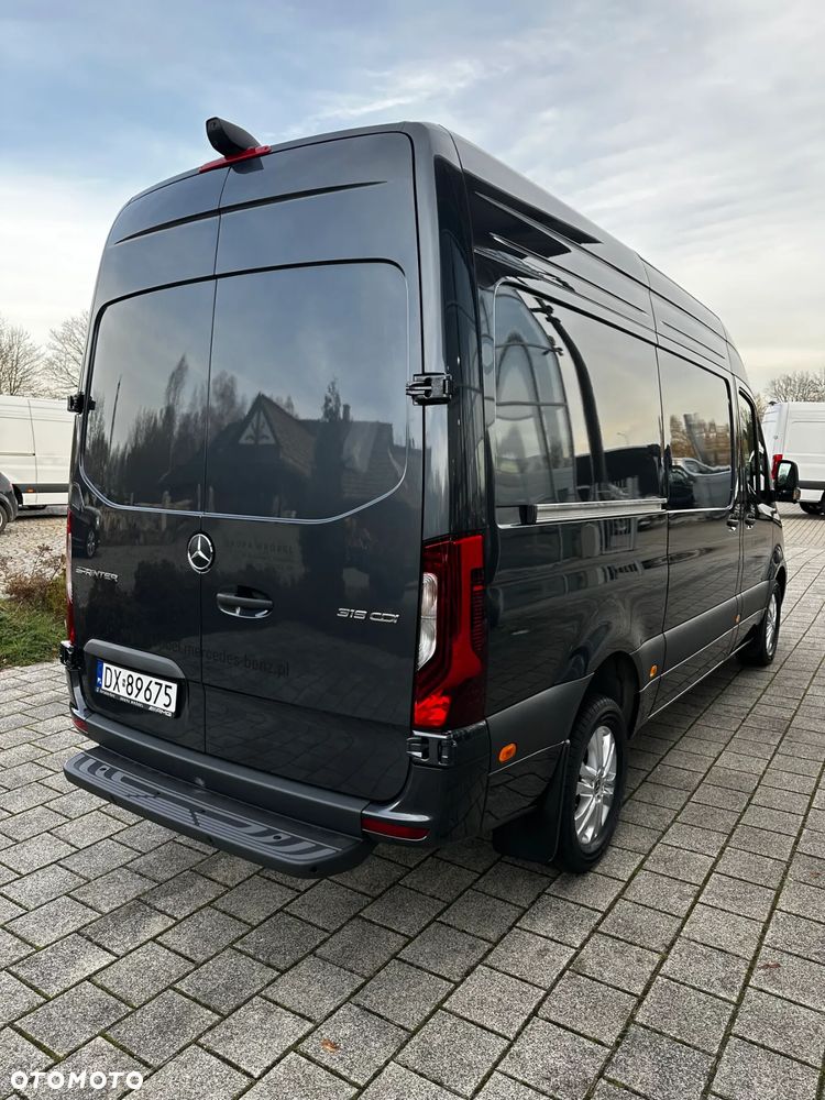 Mercedes-Benz Sprinter - 6