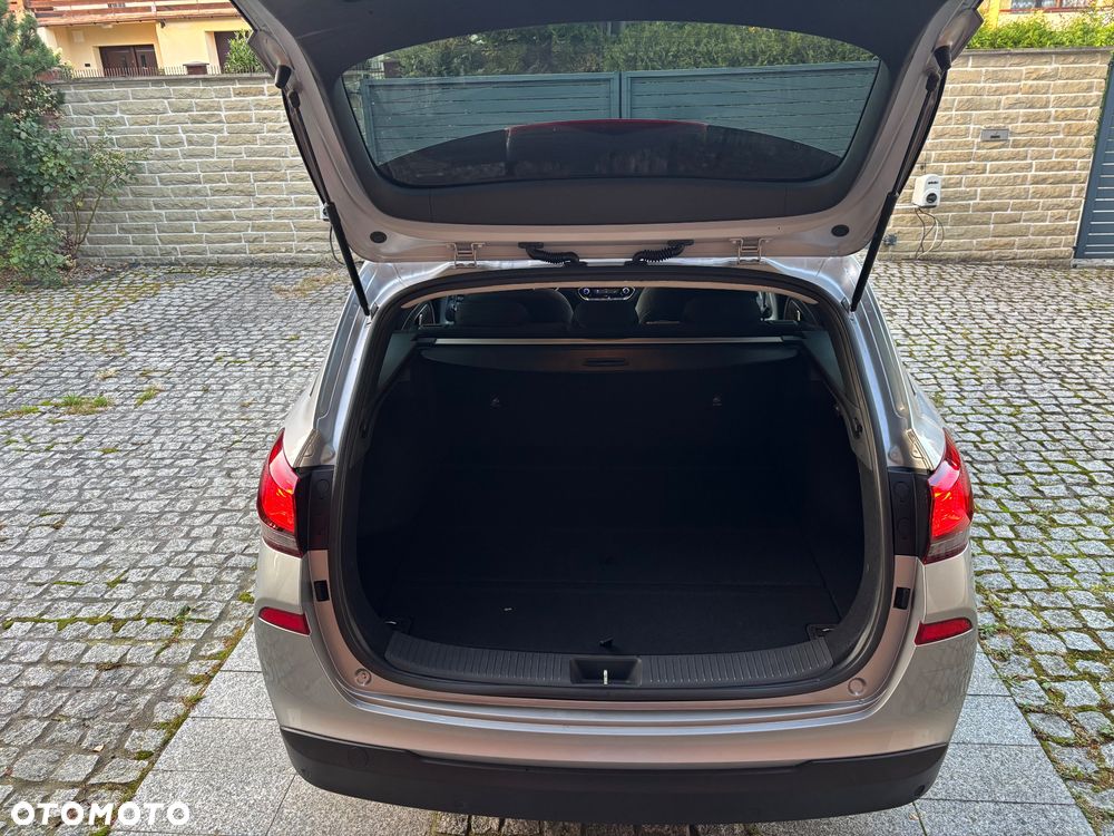 Hyundai i30 1.5 DPI Modern - 8