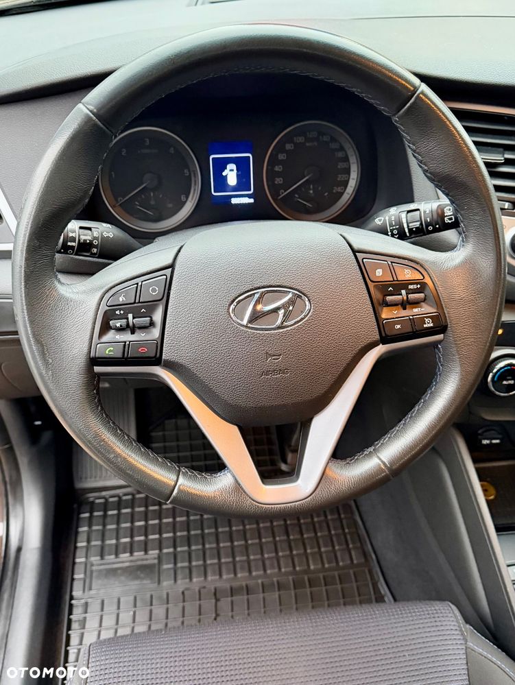 Hyundai Tucson blue 1.7 CRDi 2WD DCT Style - 19