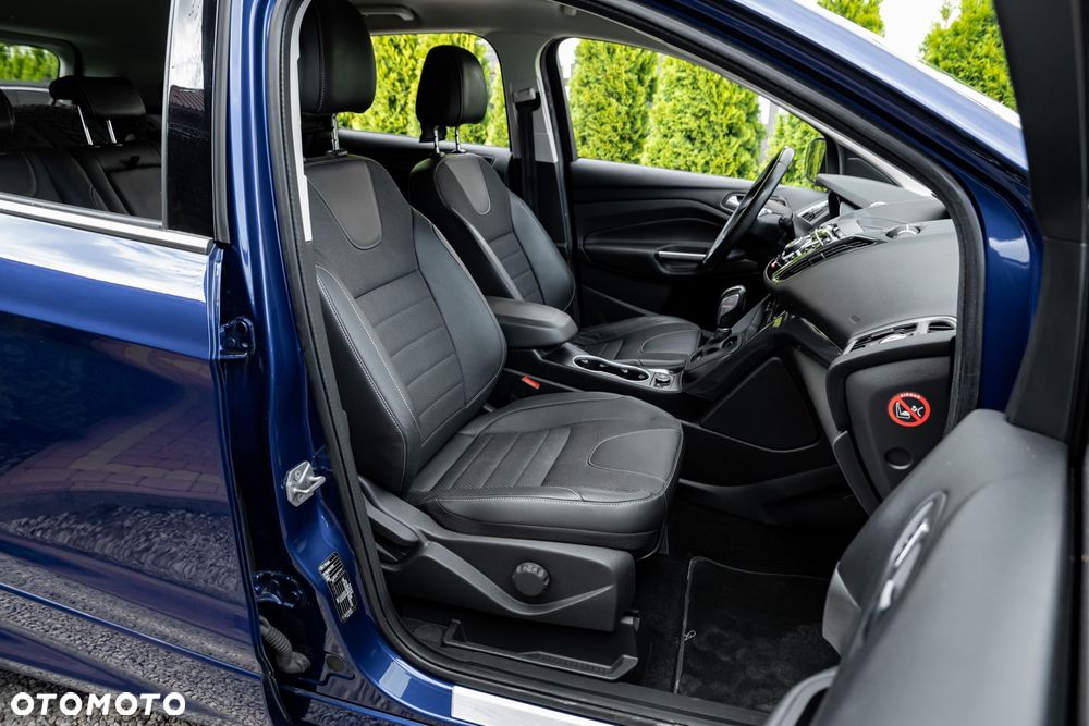 Ford Kuga 2.0 TDCi 4x4 Titanium - 25