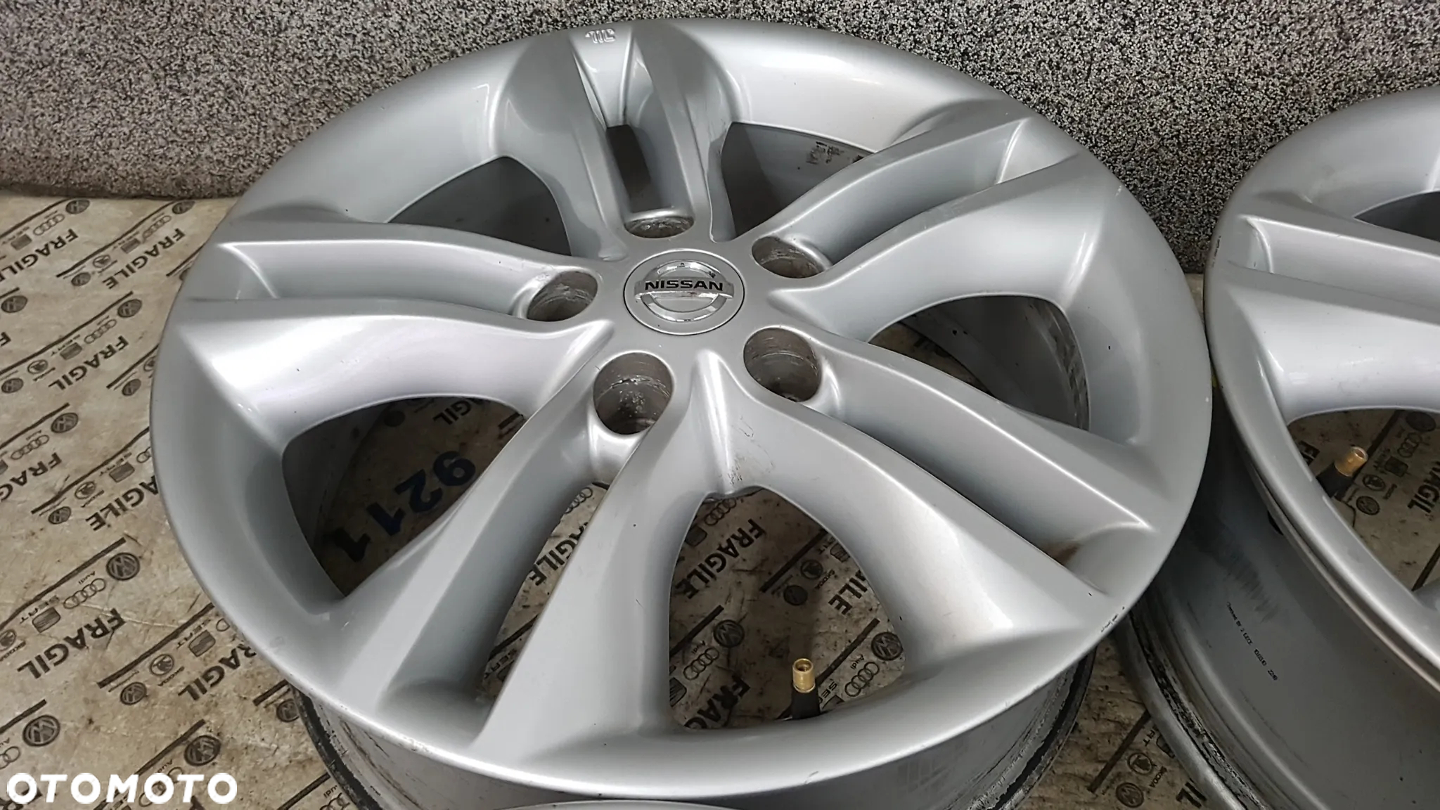 FELGI ALU  ORYGINAŁ NISSAN JUK QASHQAI 5X114,3 6.5JX17 ET40 - 5