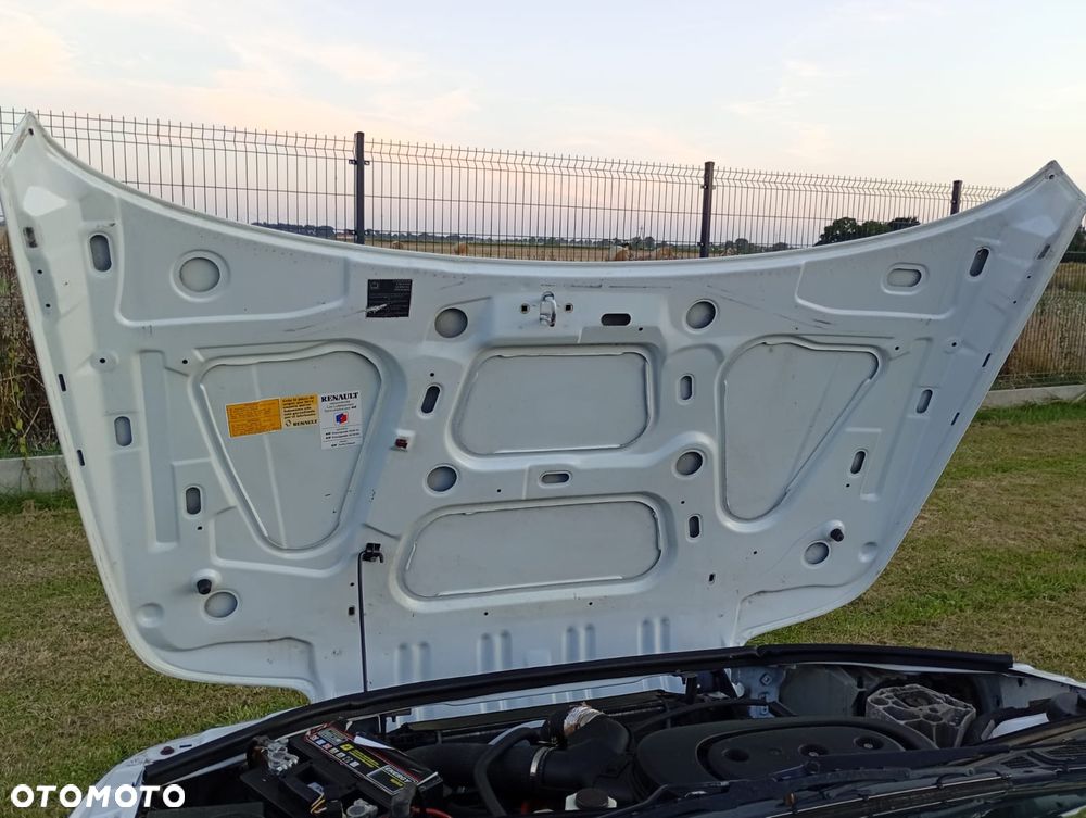 Renault Clio - 32
