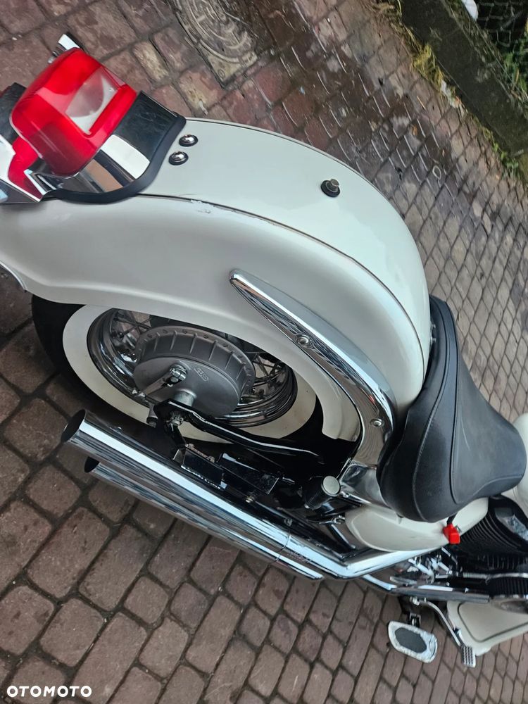 Suzuki VL 800 Volusia - Boulevard C50 - 24