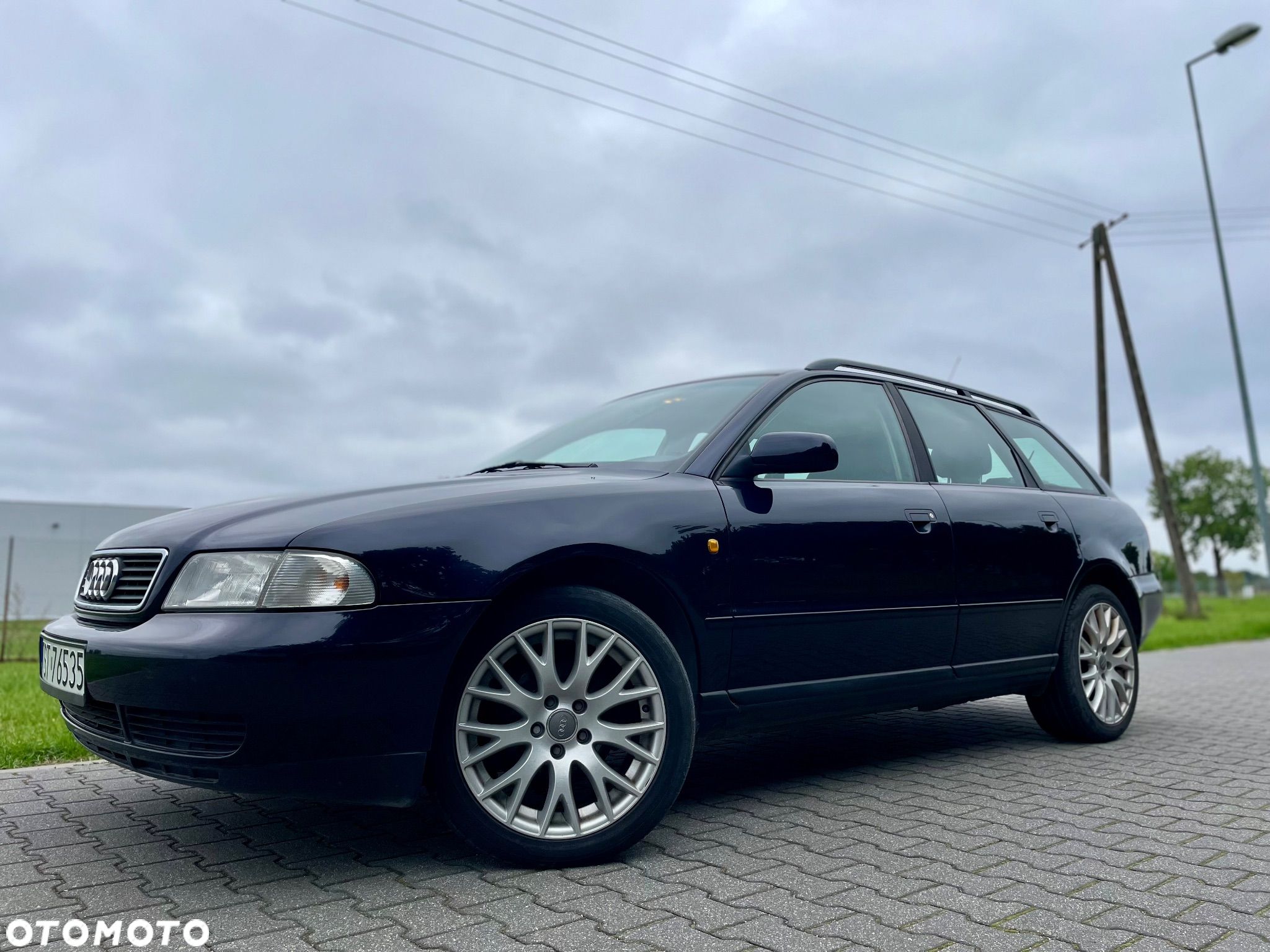 Audi A4 - 1