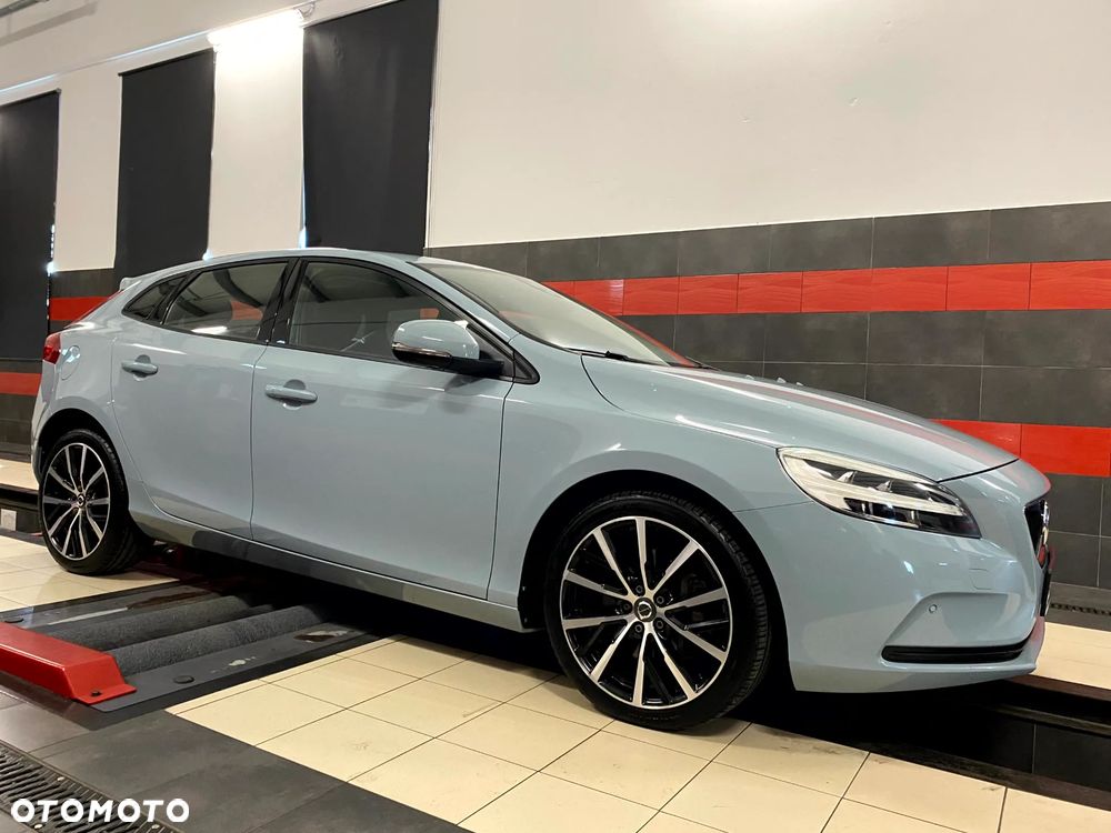 Volvo V40 D3 Summum - 6