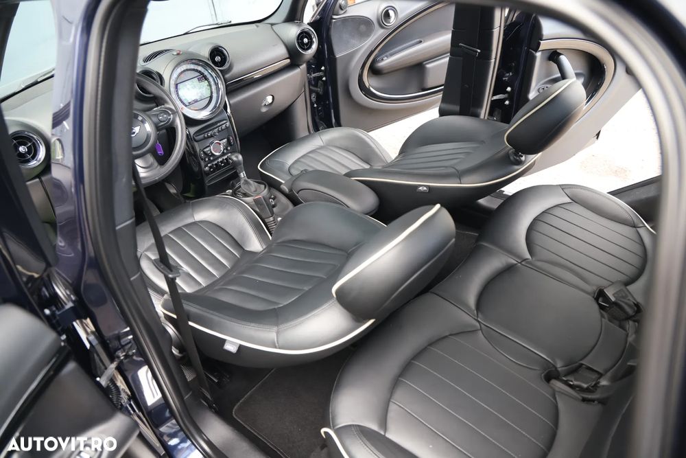 Mini Countryman Cooper D ALL4 AT - 8
