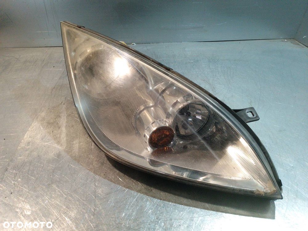 LAMPA PRAWA PRZÓD MITSUBISHI COLT VI 0301208202   MR957354 - 7