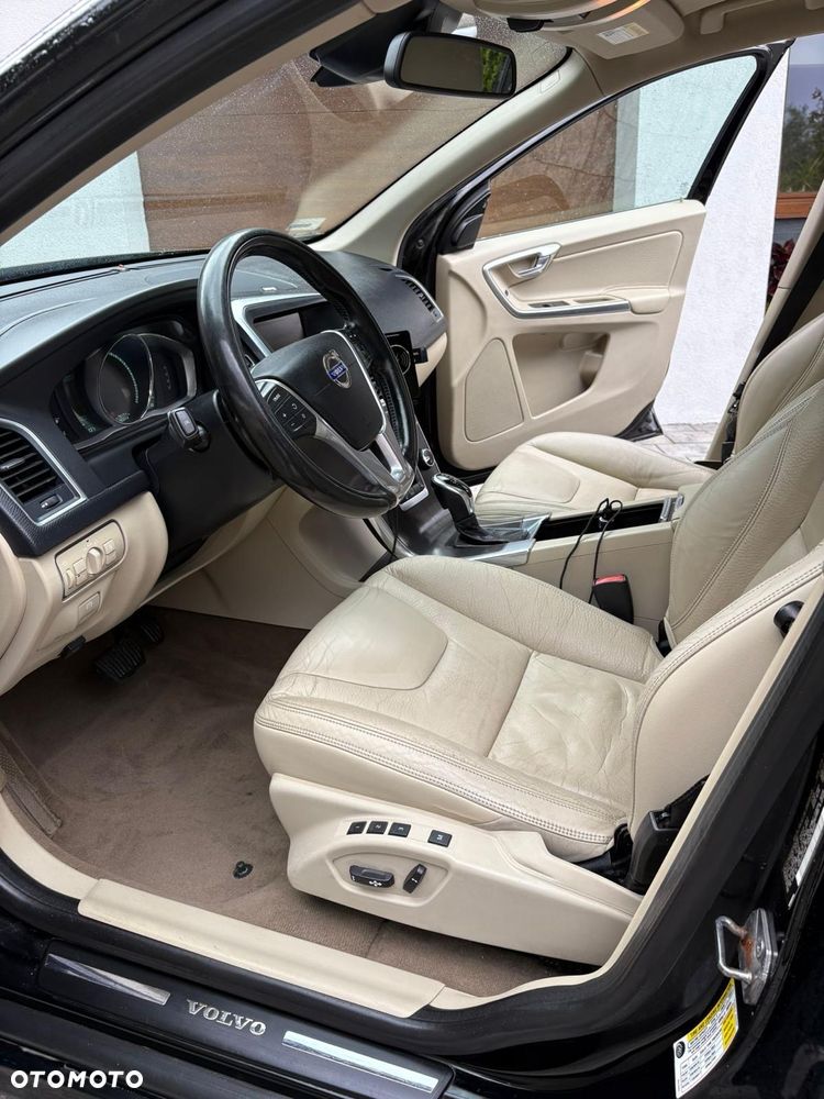 Volvo XC 60 - 6