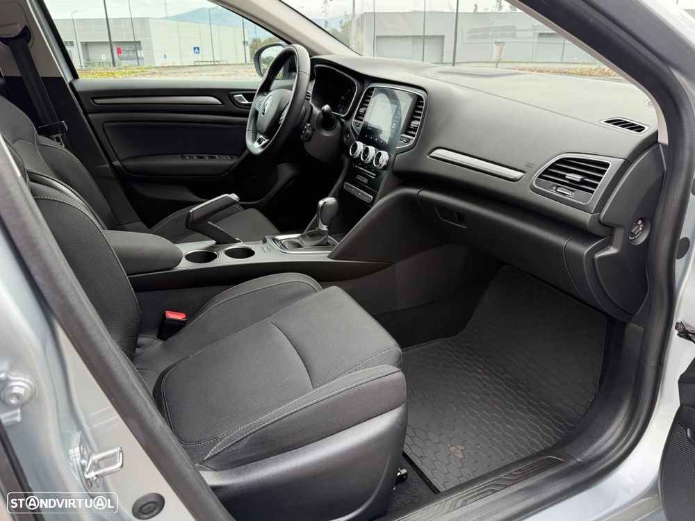 Renault Mégane Sport Tourer 1.5 Blue dCi Limited EDC - 20