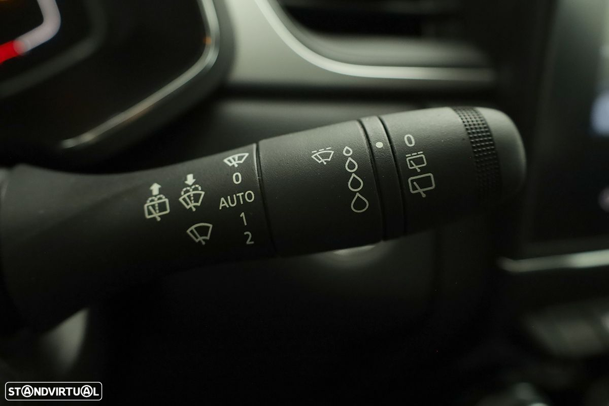 Renault Captur 1.0 TCe Techno Bi-Fuel - 18