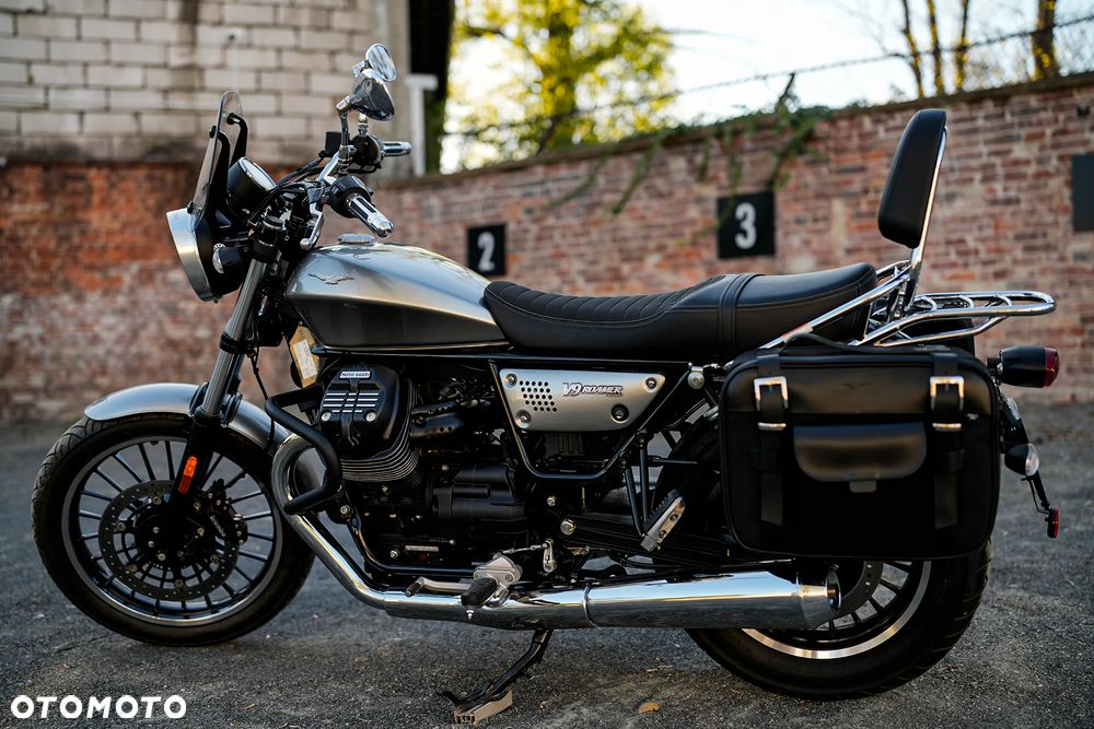 Moto Guzzi V9 - 13