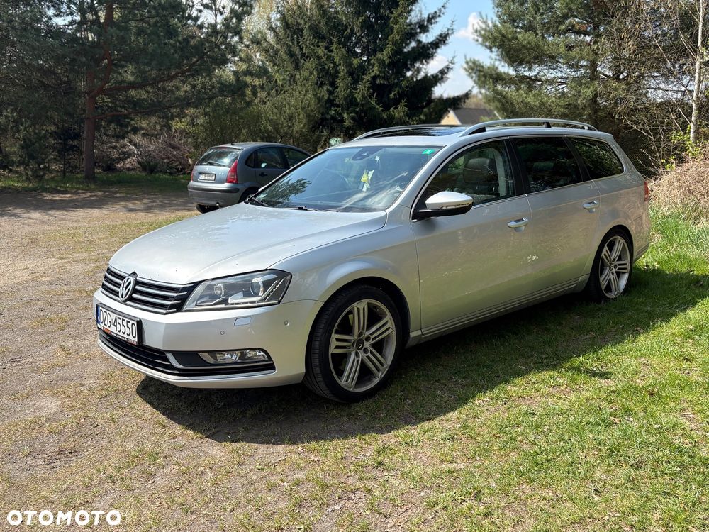 Volkswagen Passat 2.0 TDI Comfortline DSG - 2