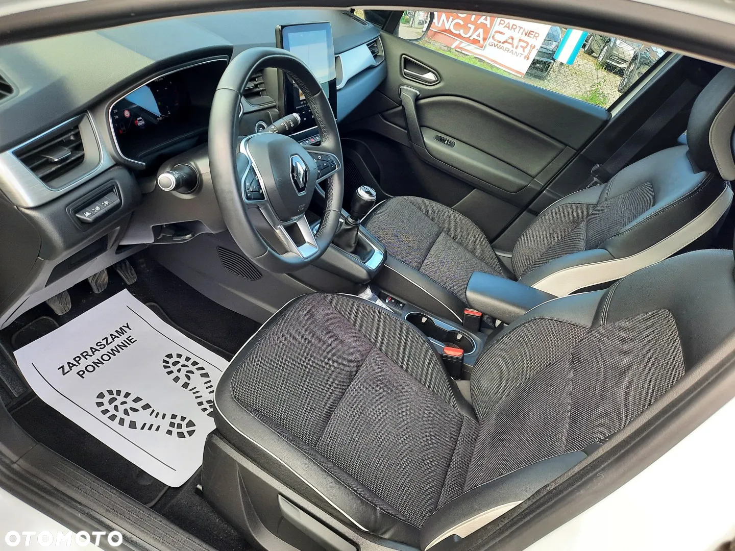 Renault Captur TCe Mild Hybrid 140 GPF EVOLUTION - 16