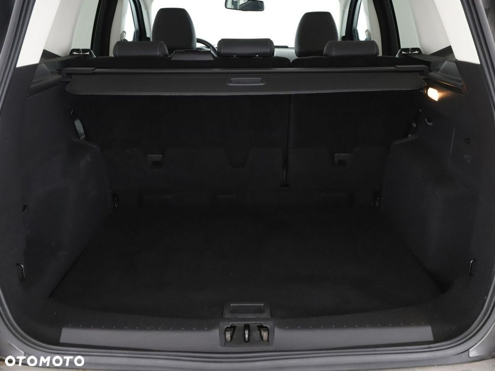 Ford Kuga 2.0 TDCi 2x4 Titanium - 21