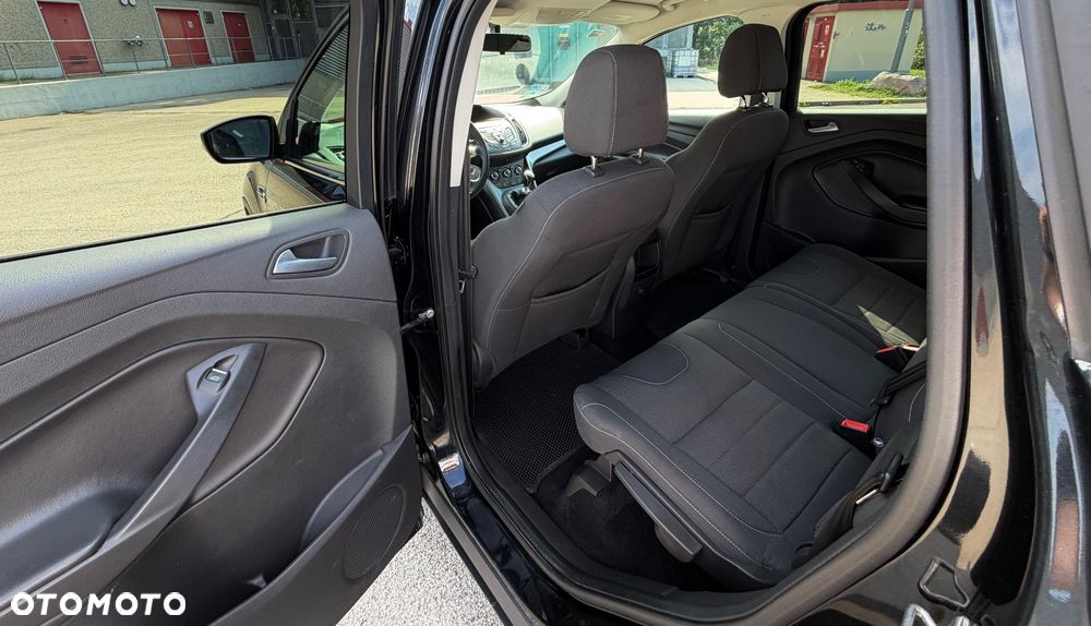 Ford Kuga 2.0 TDCi 4WD Trend - 16