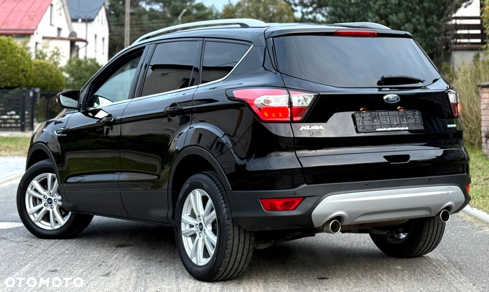 Ford Kuga 1.5 EcoBoost 2x4 Cool & Connect - 32