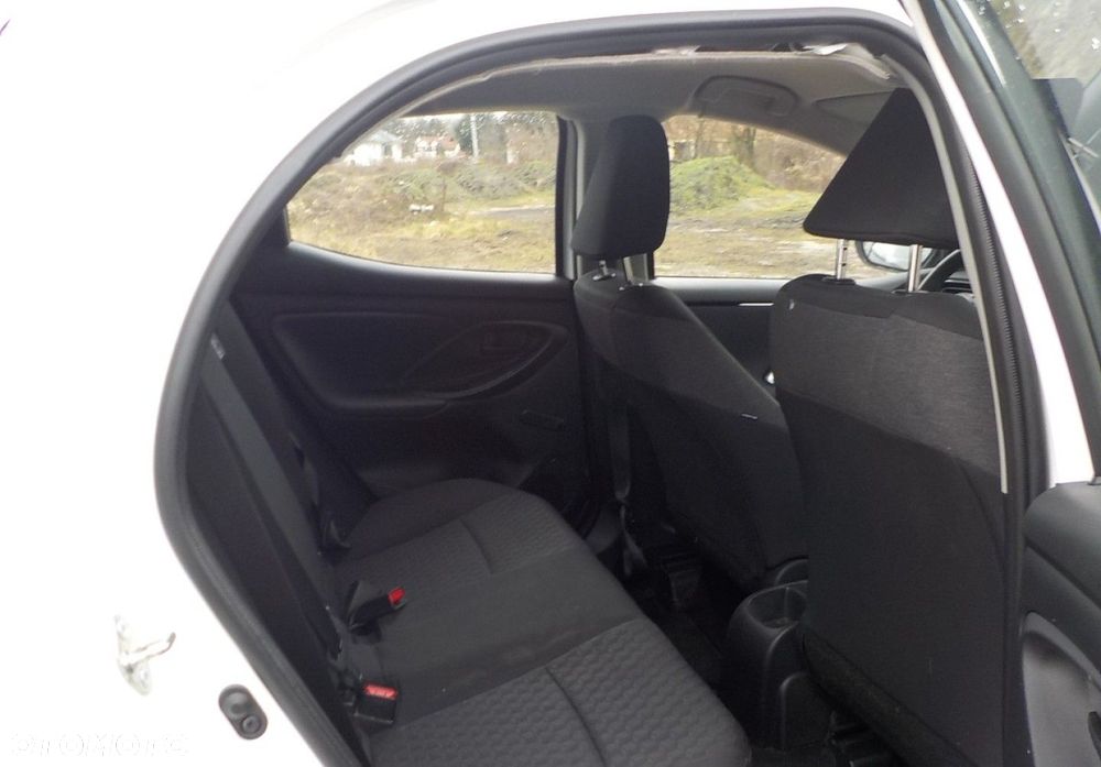 Toyota Yaris - 20