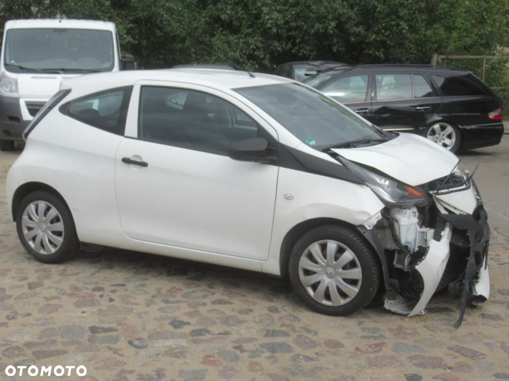 Toyota Aygo 1.0 VVT-i Sprint EU6 - 10
