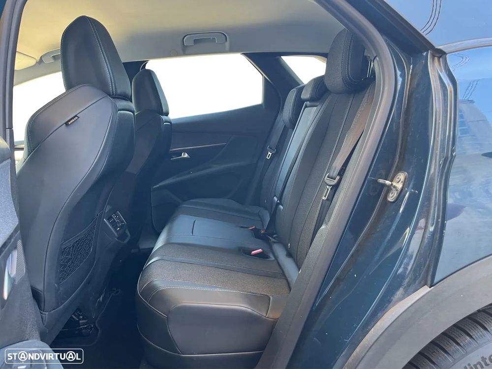 Peugeot 3008 225 e-EAT8 Allure - 13