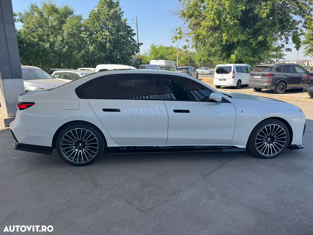 BMW Seria 7 - 8