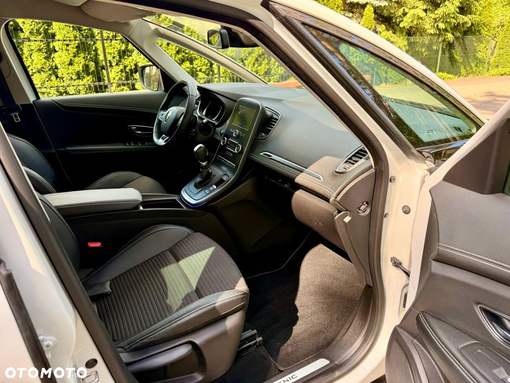 Renault Grand Scenic TCe 140 GPF EDC INTENS - 20
