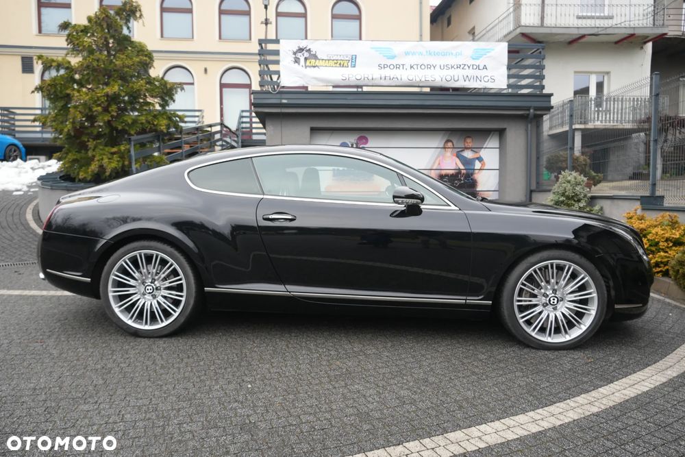 Bentley Continental GT - 7