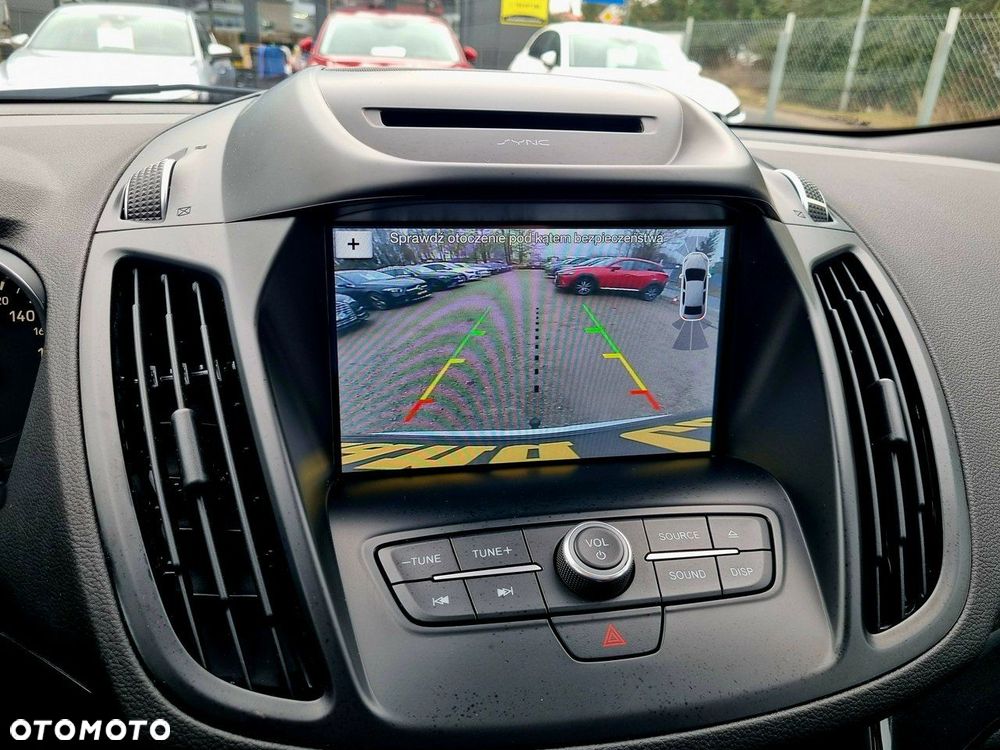 Ford Kuga 2.0 TDCi FWD Titanium - 21