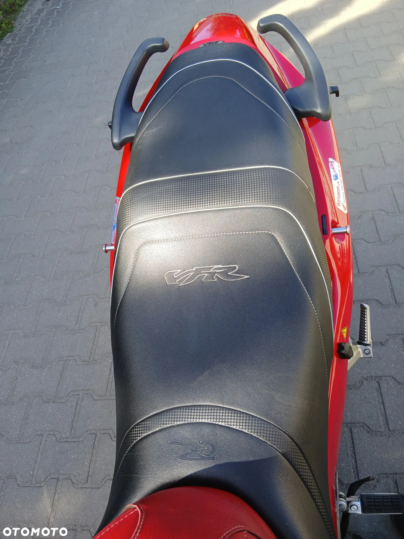 Honda VFR - 14