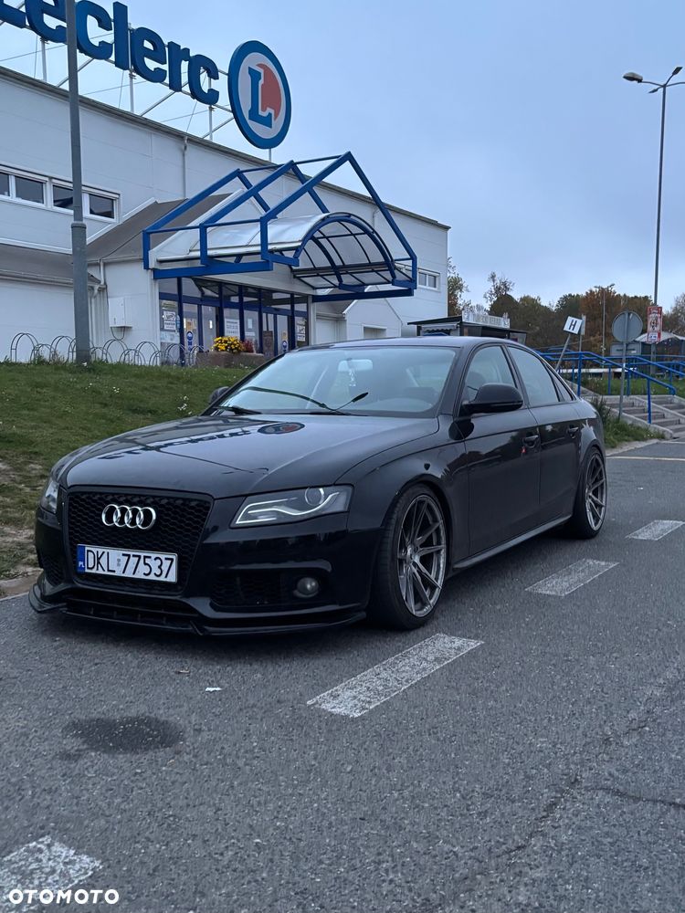 Audi A4 Limousine - 3