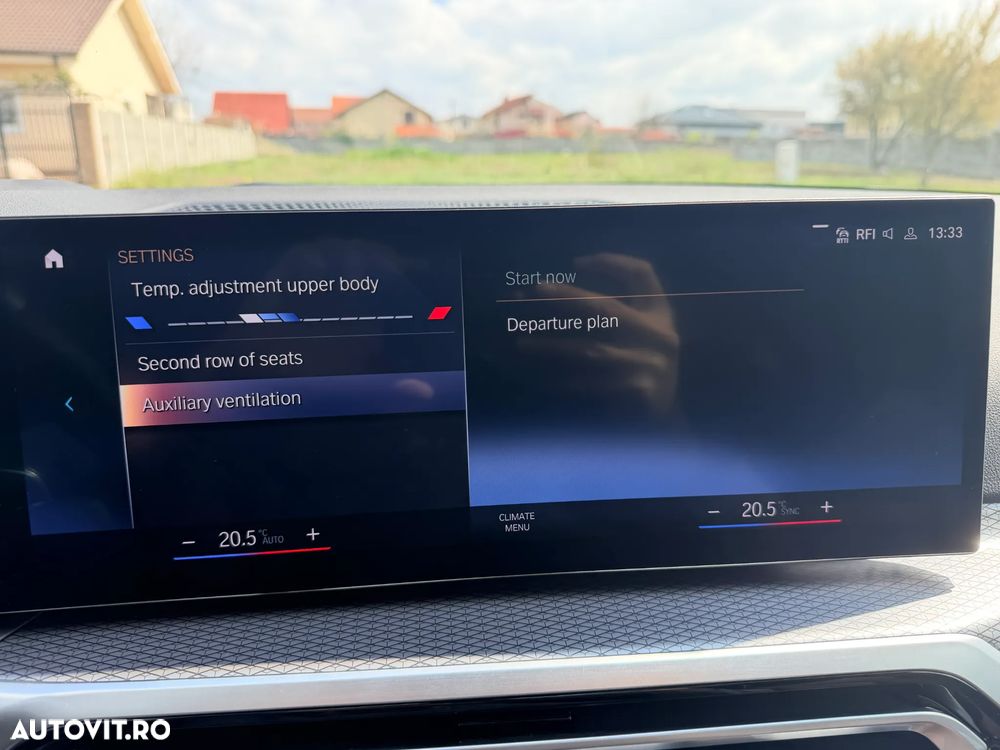 BMW Seria 3 330i xDrive Aut. - 38