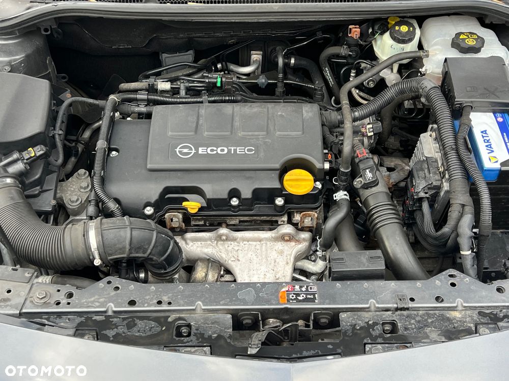 Opel Astra 1.4 Turbo Color Edition - 17